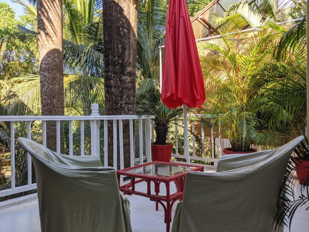 Michele'S Garden Bed and Breakfast Anjuna Exterior foto