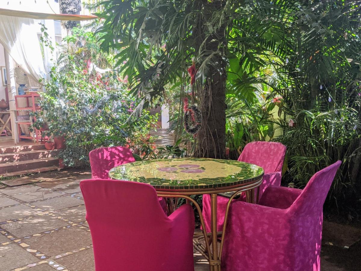 Michele'S Garden Bed and Breakfast Anjuna Exterior foto